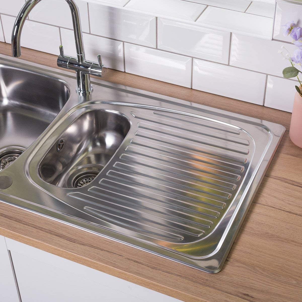 Leisure Euroline EL950289 950 x 508mm Stainless Steel 1.5 Kitchen Sink + Wastes