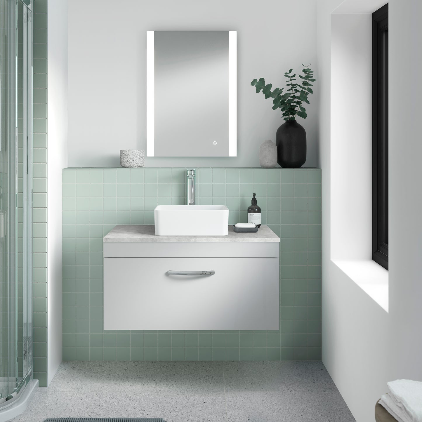 NUIE 700 x 500 Ambient Mirror