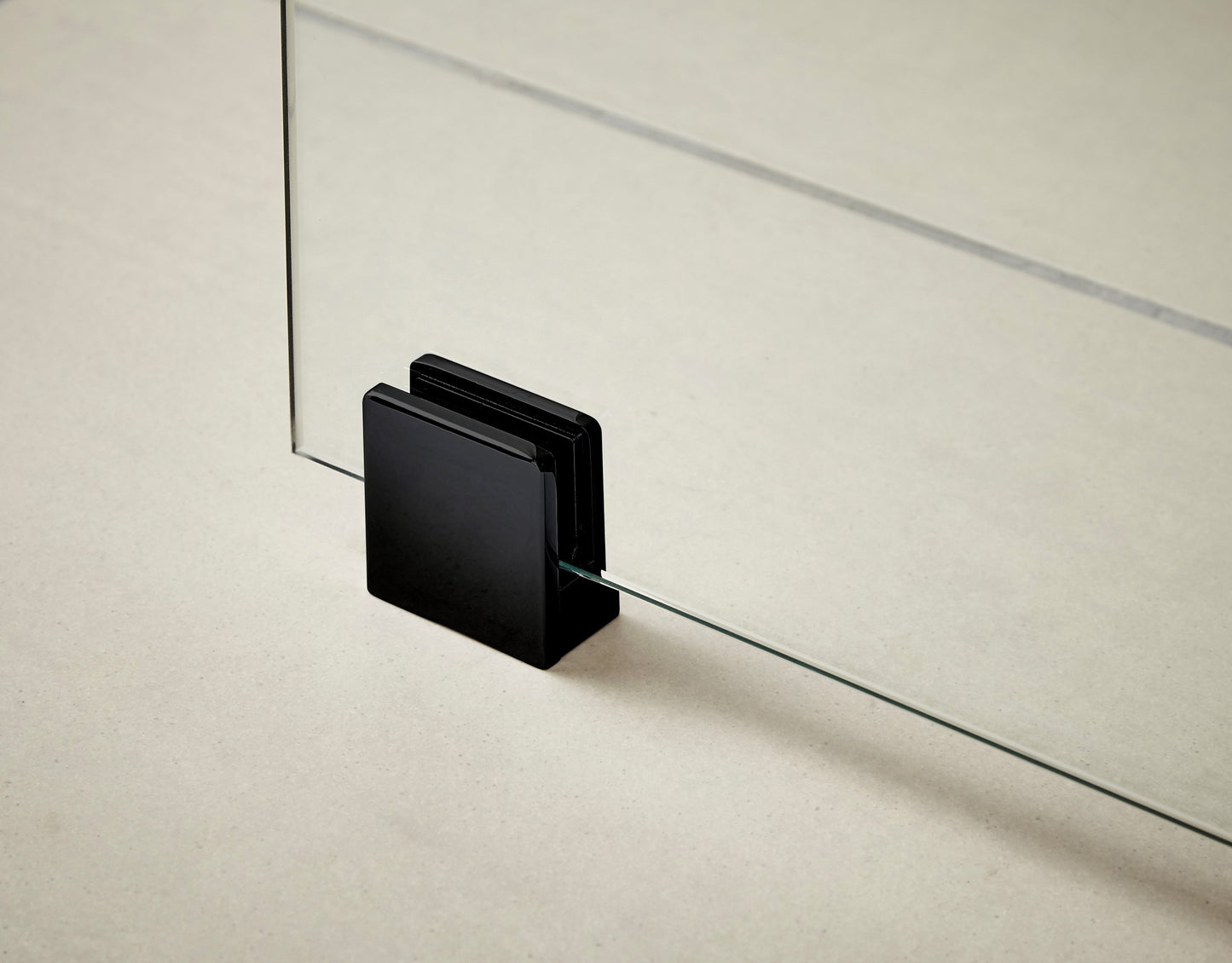 NUIE Black Wetroom Foot and Wall Bracket