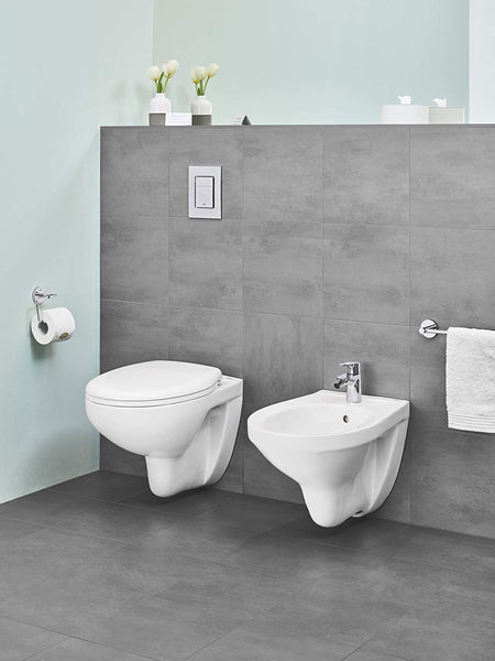 Grohe 39433000 BAU Ceramic Wall Bidet Smooth Alpine White Glass Porcelain with Threaded Hole and Overflow White