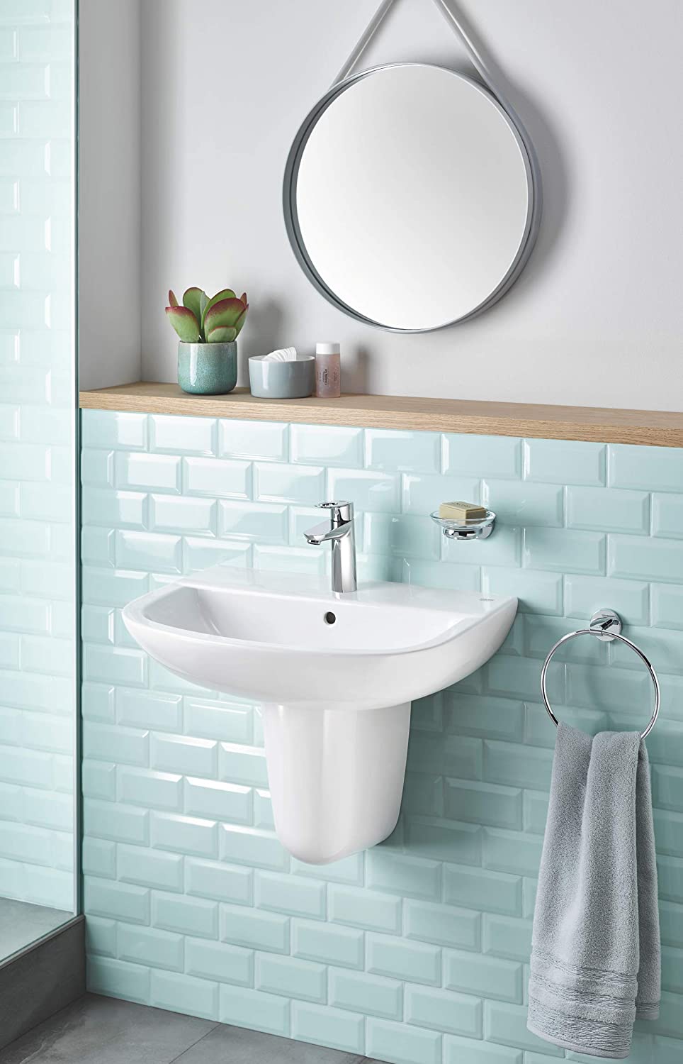 Grohe BAU Cosmopolitan Towel Ring, 40460001