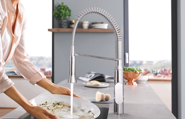 GROHE 30311DC0 Single-Lever Essence Kitchen Tap with Electronic Foot Control - Stainless Steel