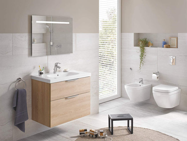 Grohe Euro 39208000 Wall Mounted Bidet with Overflow 1 Tap Hole and Mounting Set White